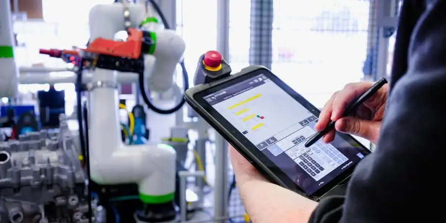 Bước lập trình cho cánh tay robot công nghiệp