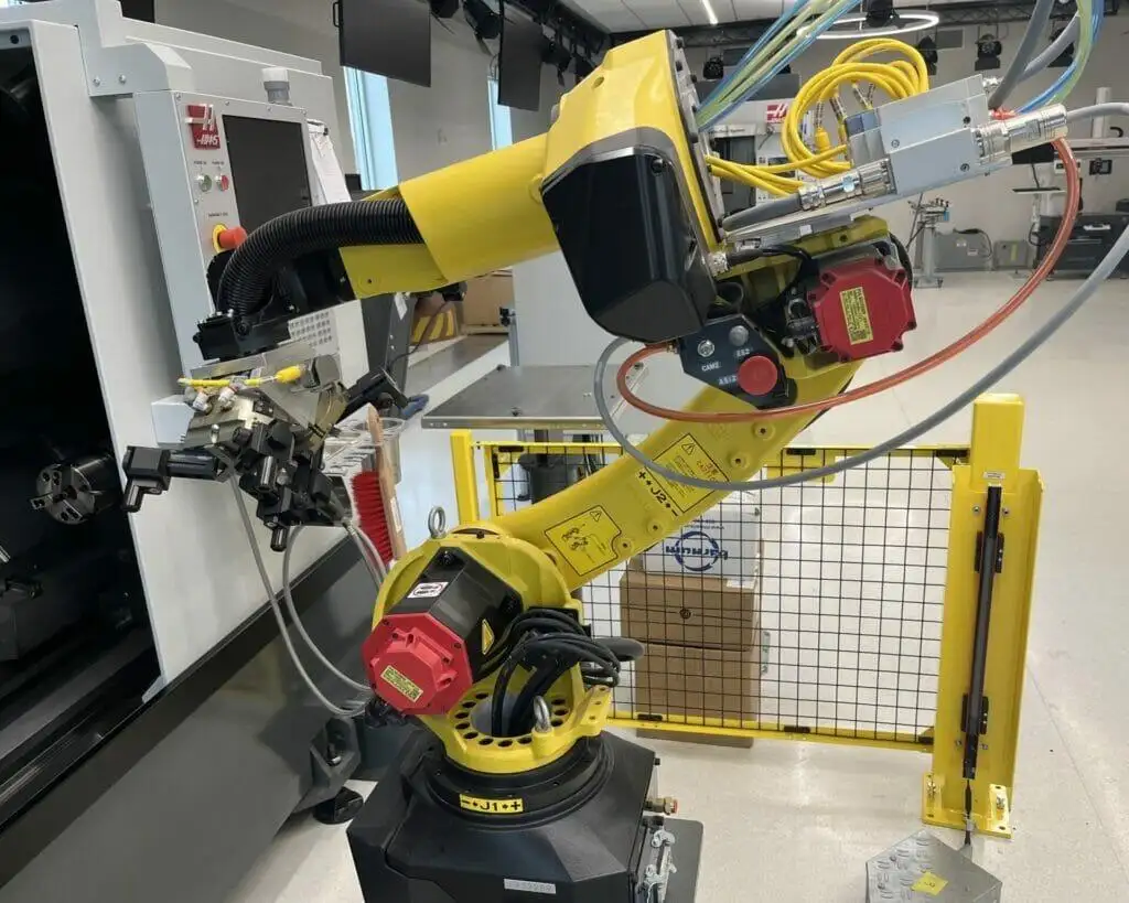 Sự kết hợp giữa hộp số robot với các loại cánh tay robot công nghiệp